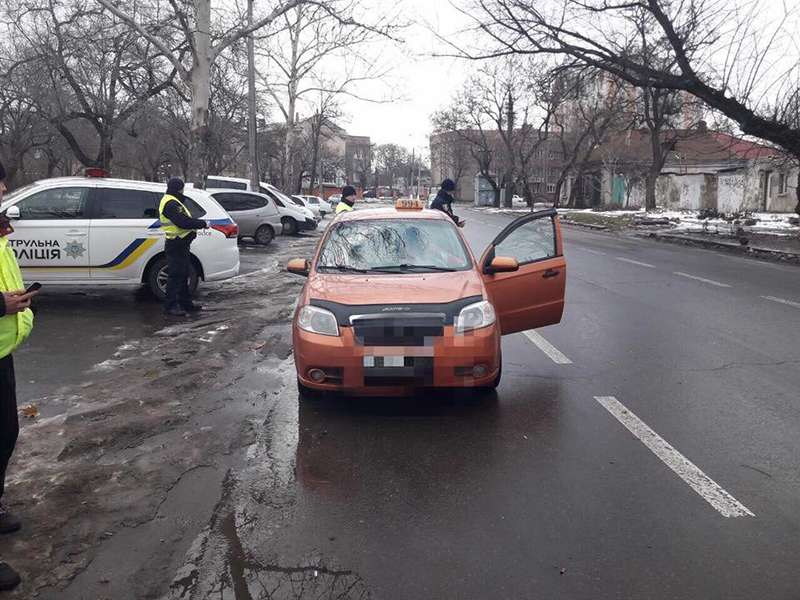 В Николаеве проверили на безопасность такси