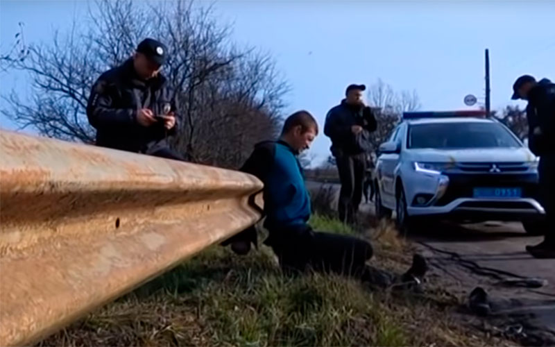 На Житомирщине пассажир пытался задушить водителя такси (видео)